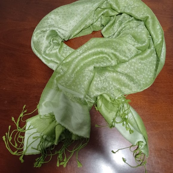 Pashmina Silk scarf Yoga Shawl Bohemian light green reversible wrap - Picture 9 of 10